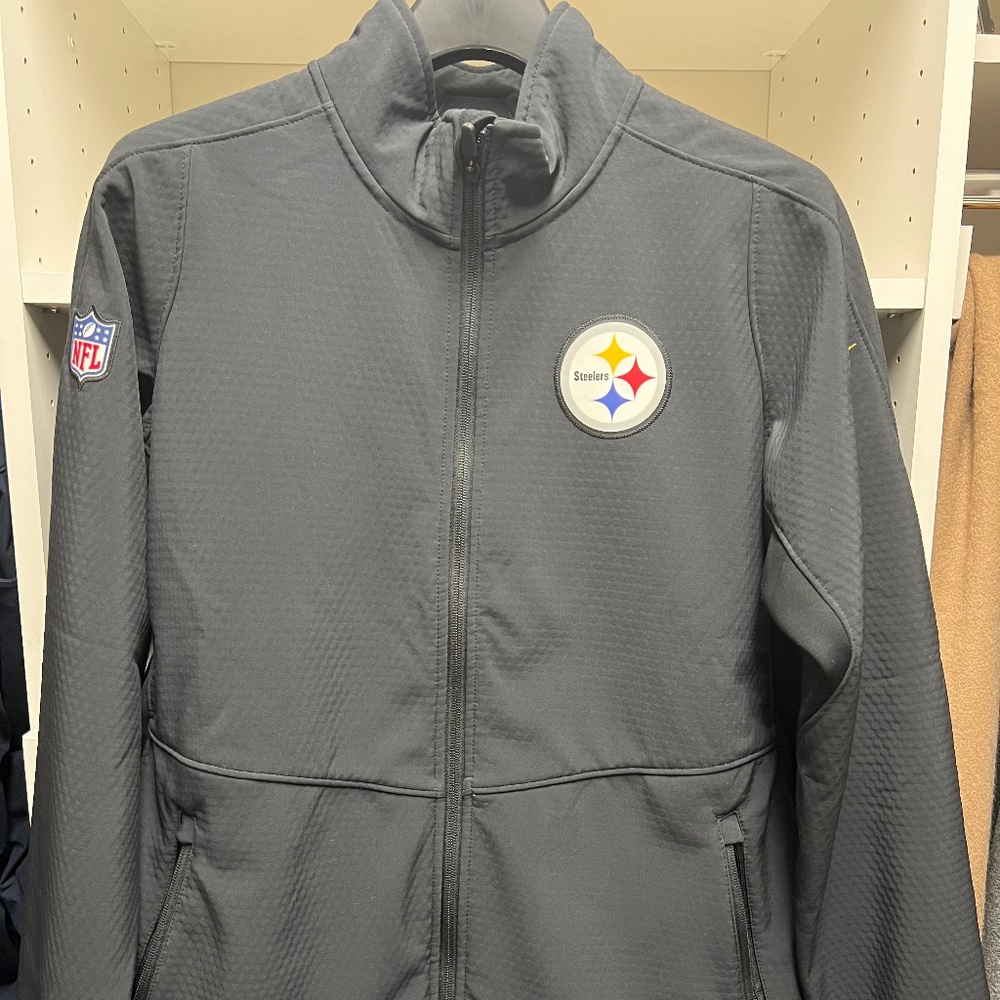 Pittsburgh Steelers Nike On Field Apparel Jacket